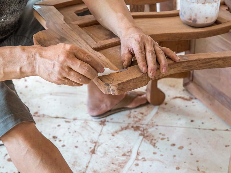 宝山旧家具改色翻新方法