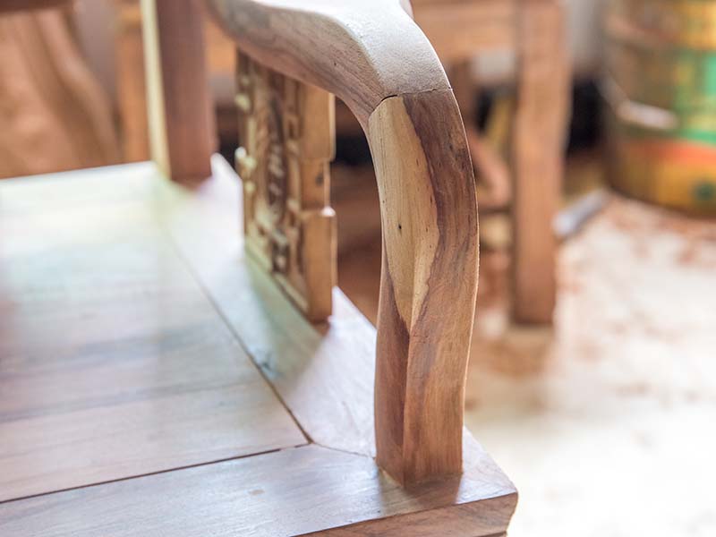 宝山家具改色翻新多少钱