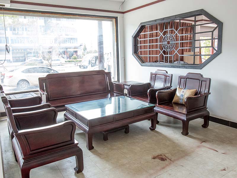 宝山红木家具维修翻新